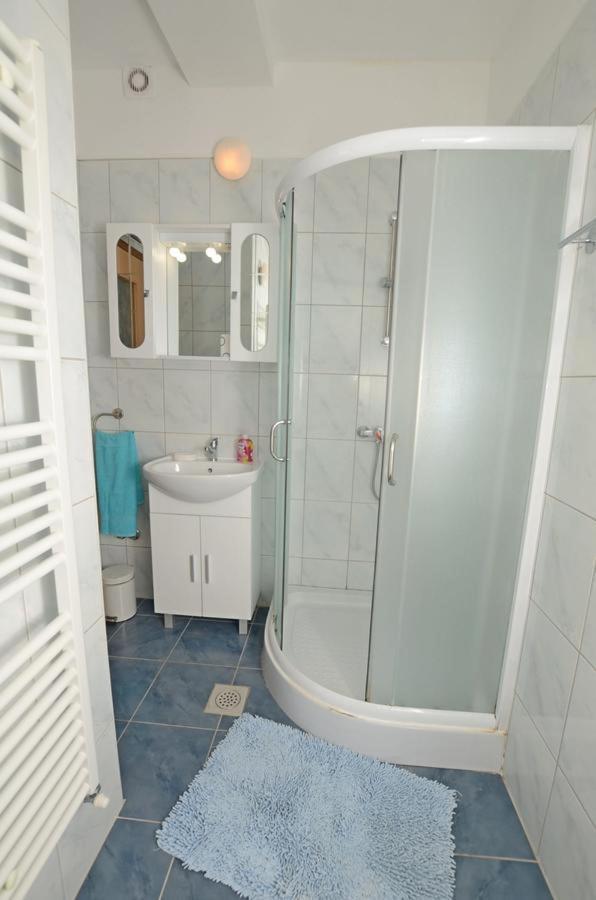 Lili Apartment Novigrad  Ngoại thất bức ảnh