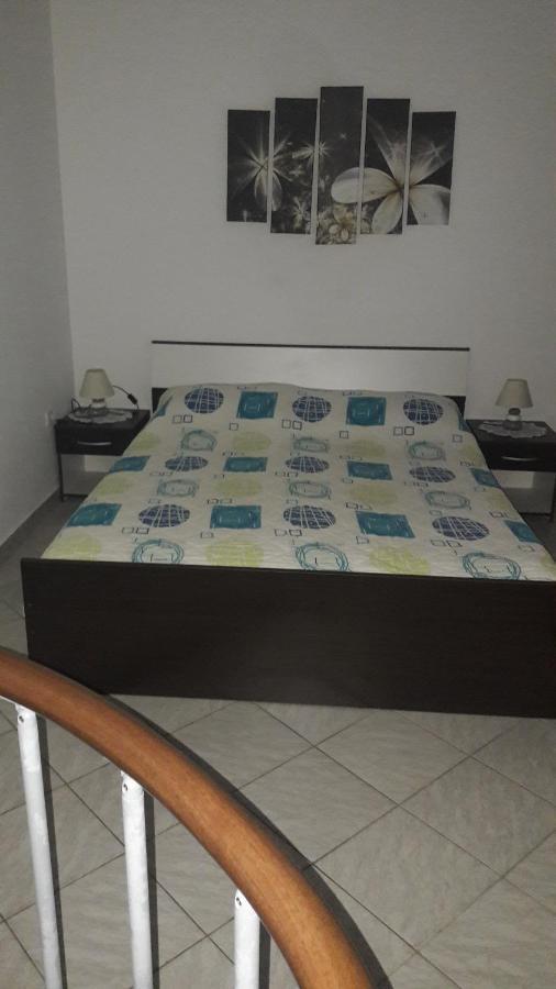 Lili Apartment Novigrad  Ngoại thất bức ảnh